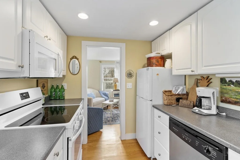 34 High St, Rockport