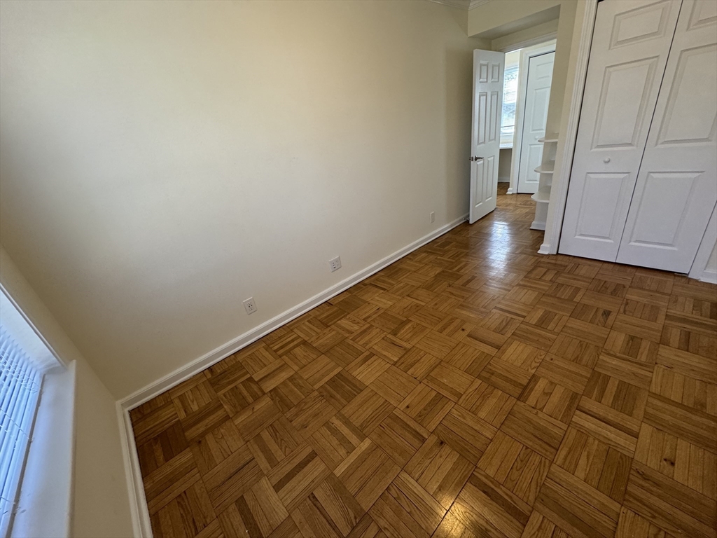 531 Vfw Pkwa, Chestnut Hill