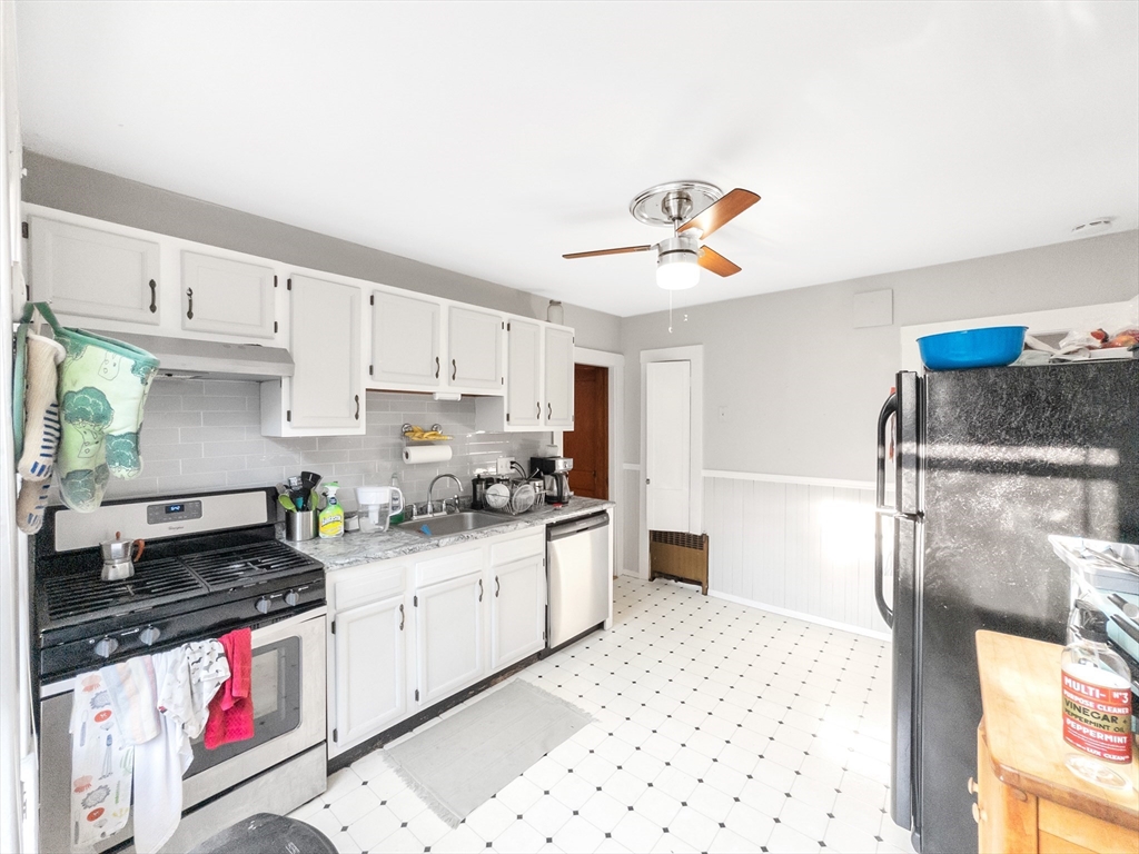 26 St Rose St, Jamaica Plain