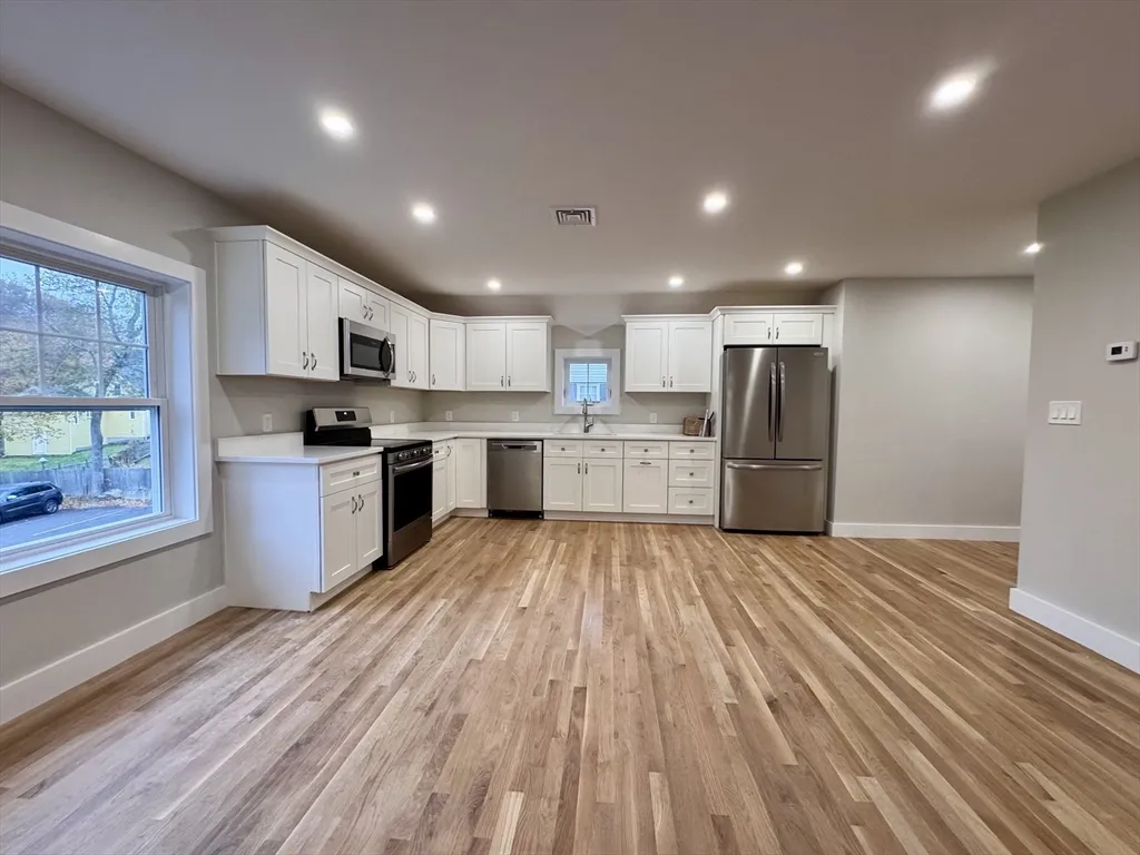 57 Salem St, Reading