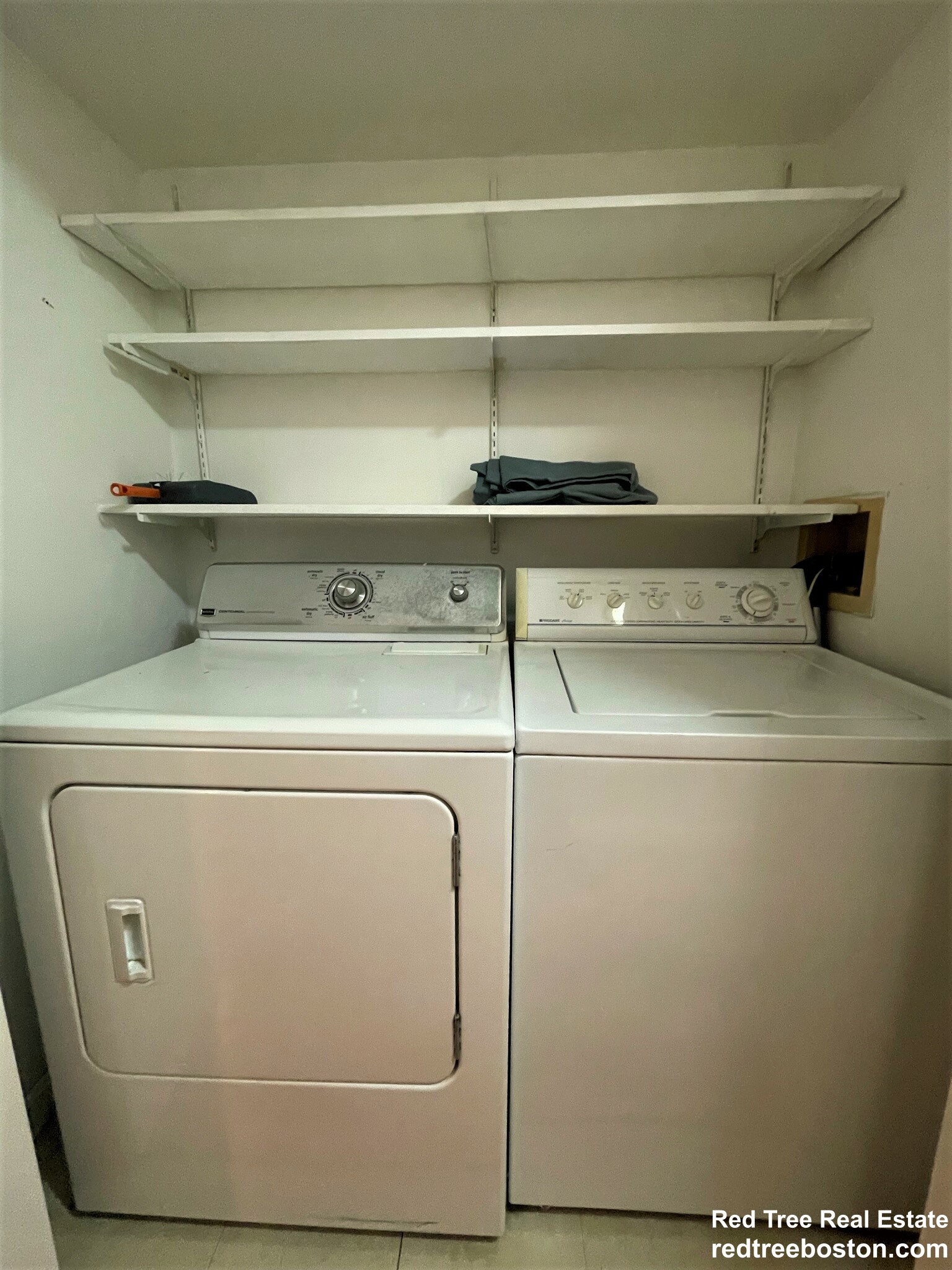 1212 Vfw Pkwy, West Roxbury