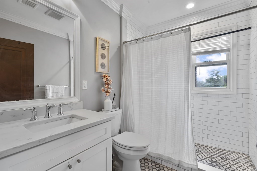 81 Butler St, Revere