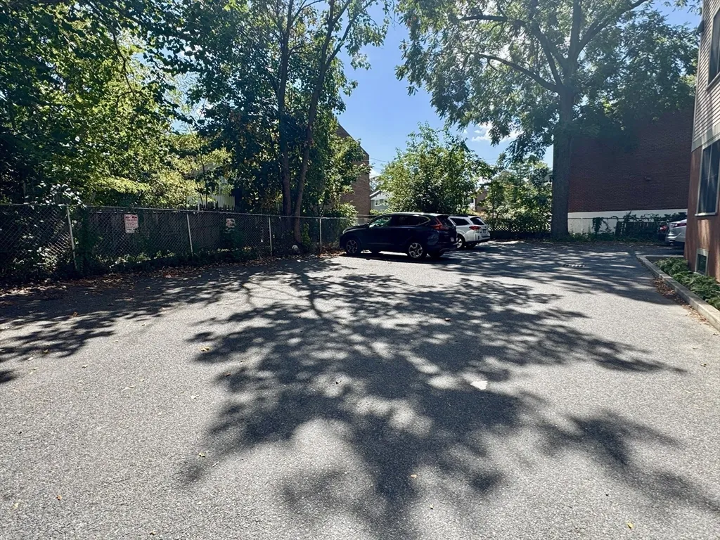 81 Westminster Ave, Roxbury