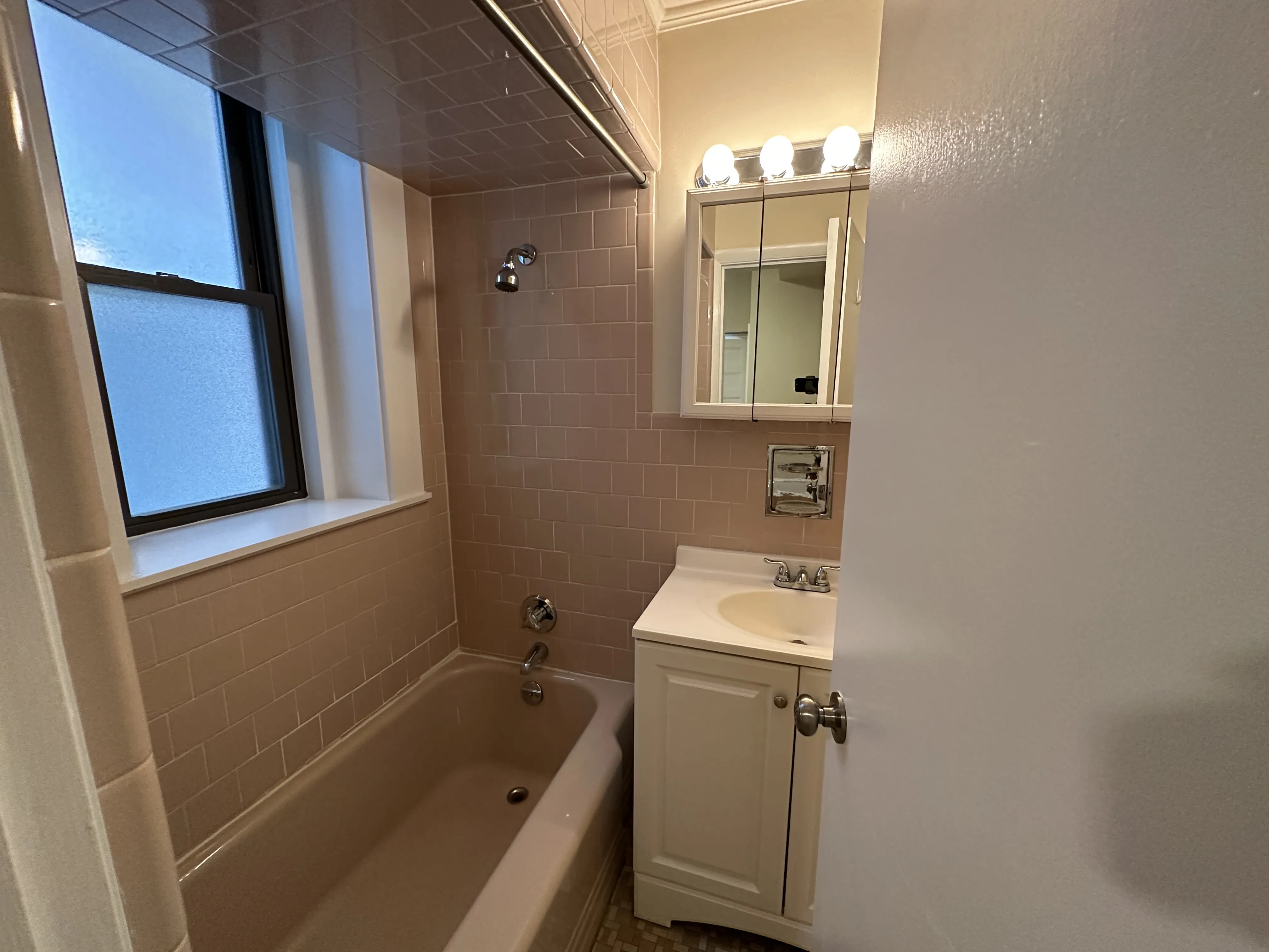 1463 Beacon St, Griggs Park