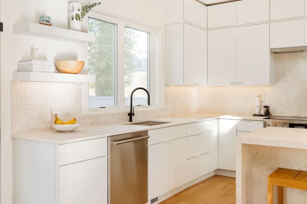 205 Pearl St, Cambridgeport