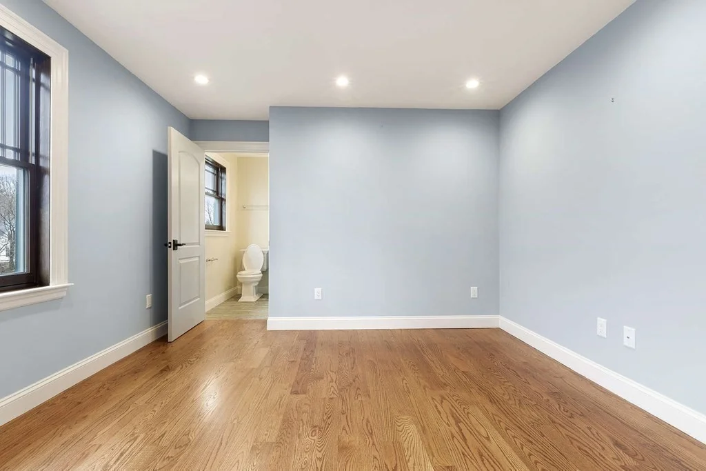 24 Elm, Dedham