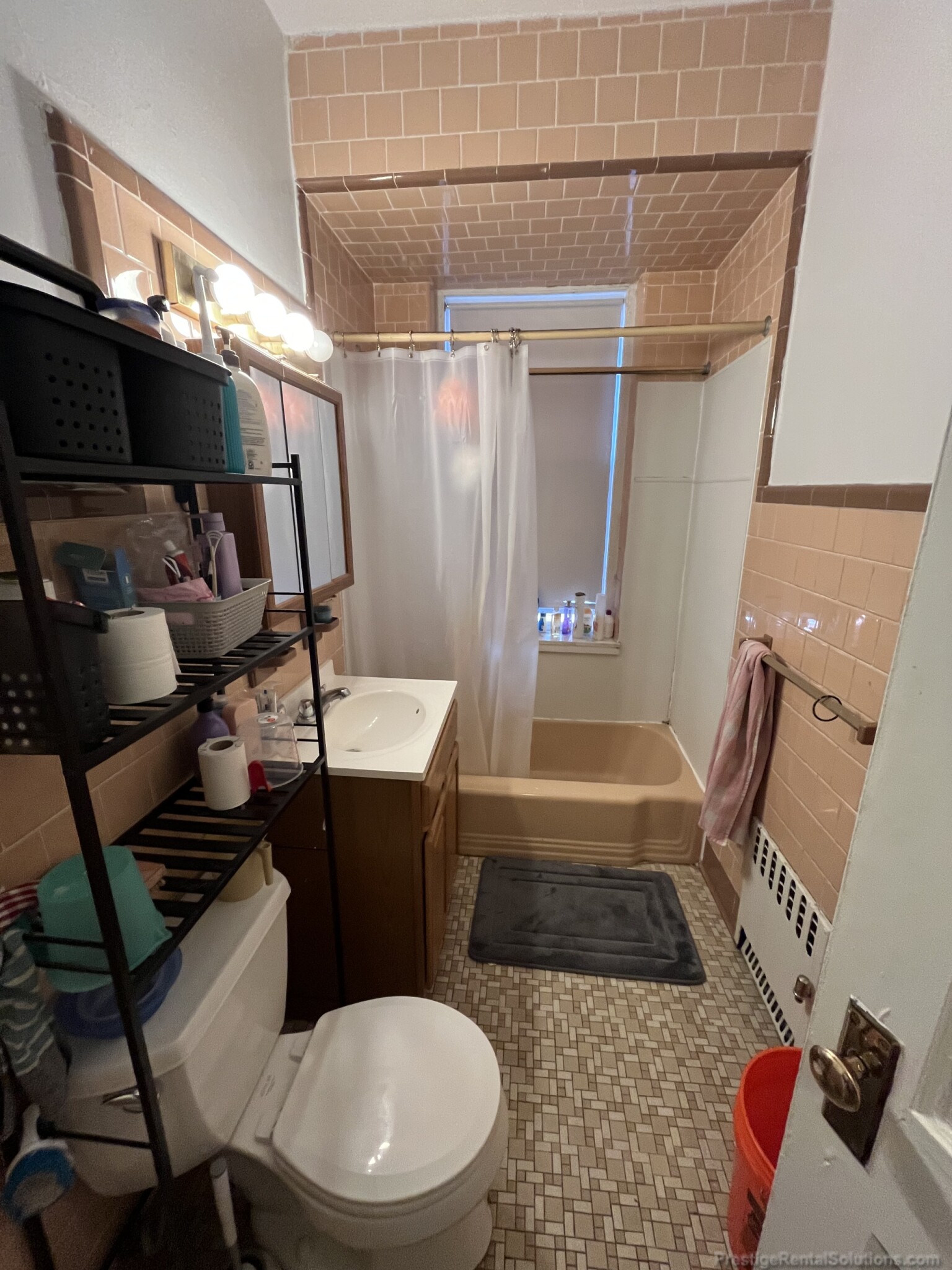 1822 Beacon St, Brookline