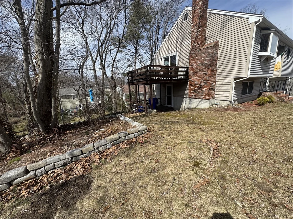 15 Curlew St, West Roxbury