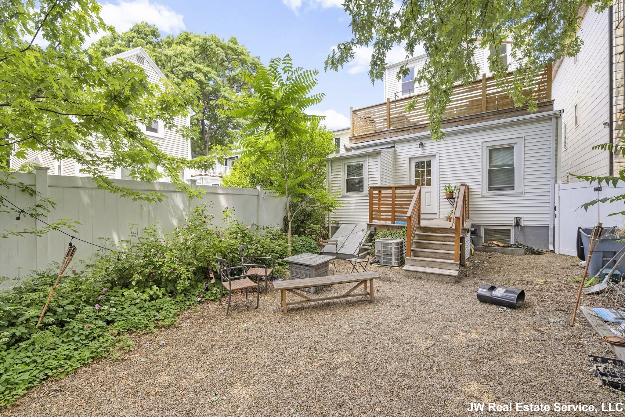 338 Hurley St, East Cambridge