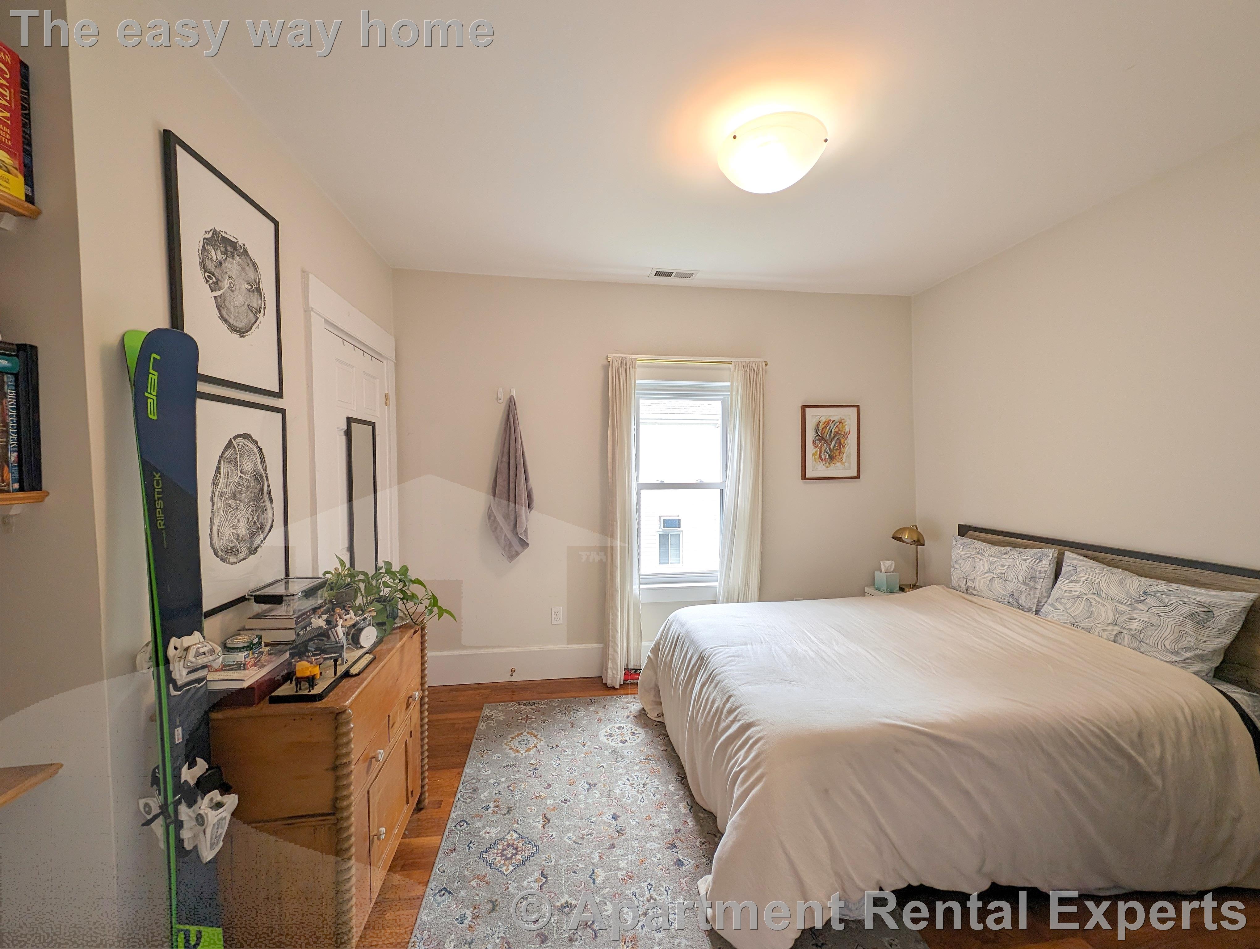 65 Medford St, Magoun Square