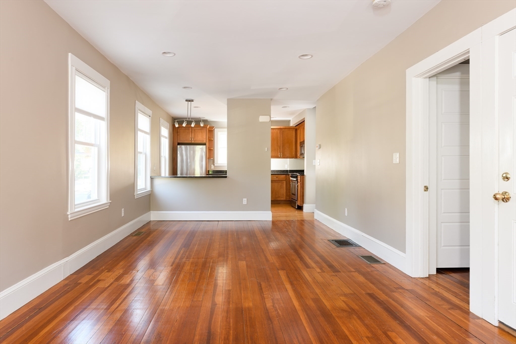 254 Upland Rd, Avon Hill