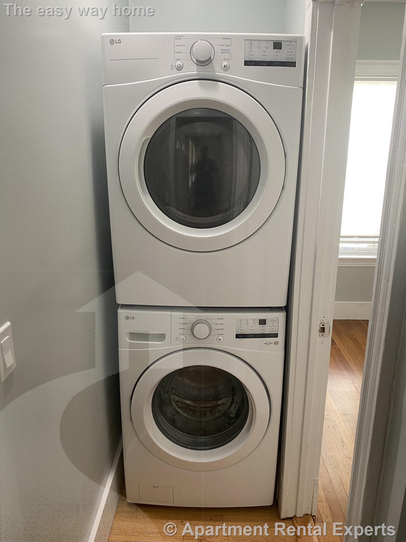 7 Bay State Ave, Davis Square