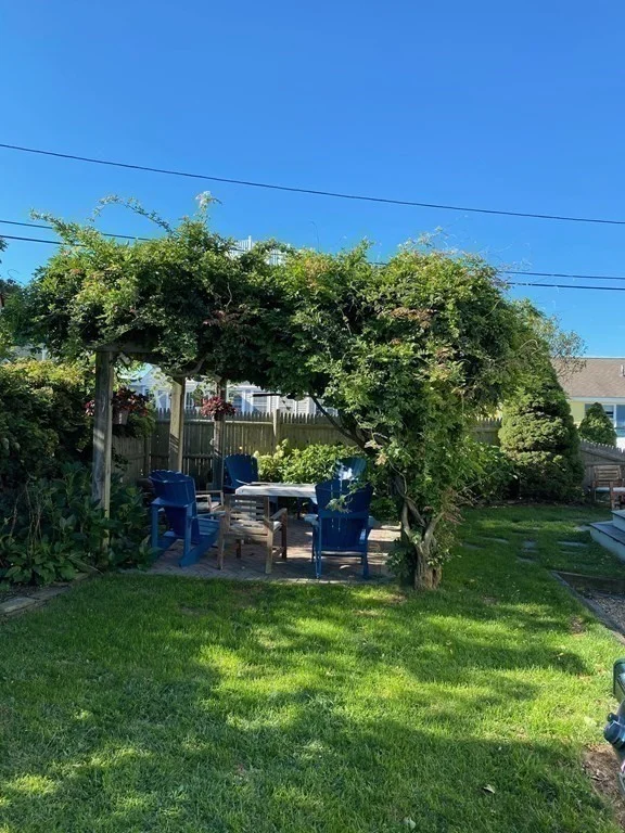 11 78th, Plum Island