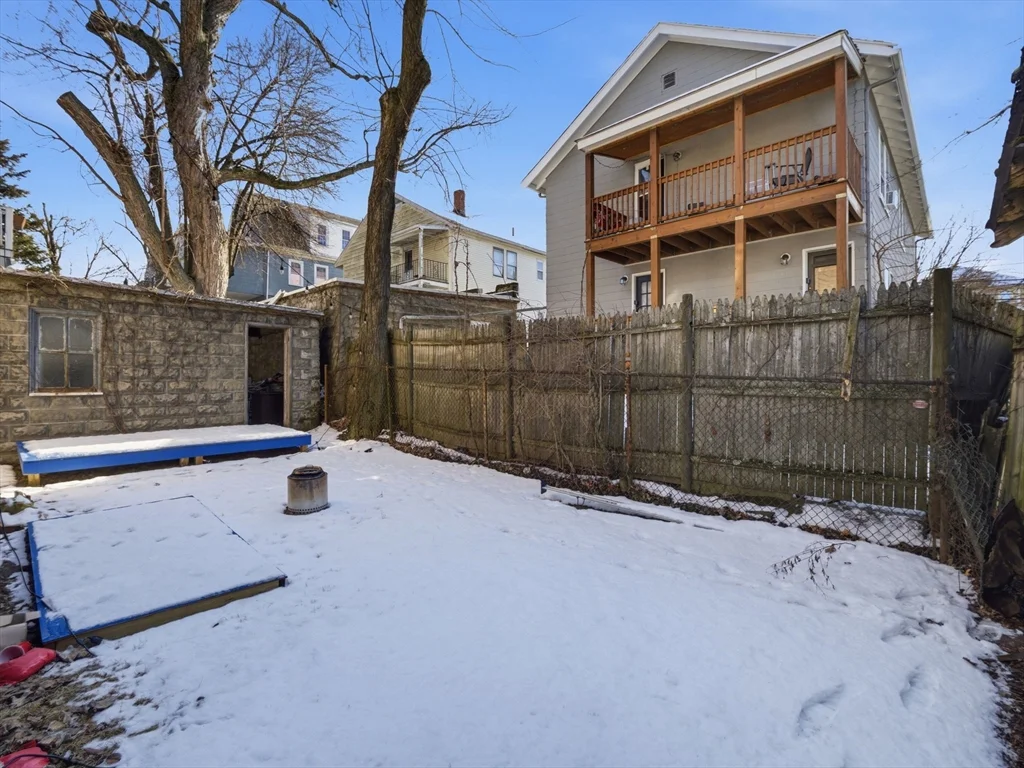 28 Sunset Rd, West Somerville