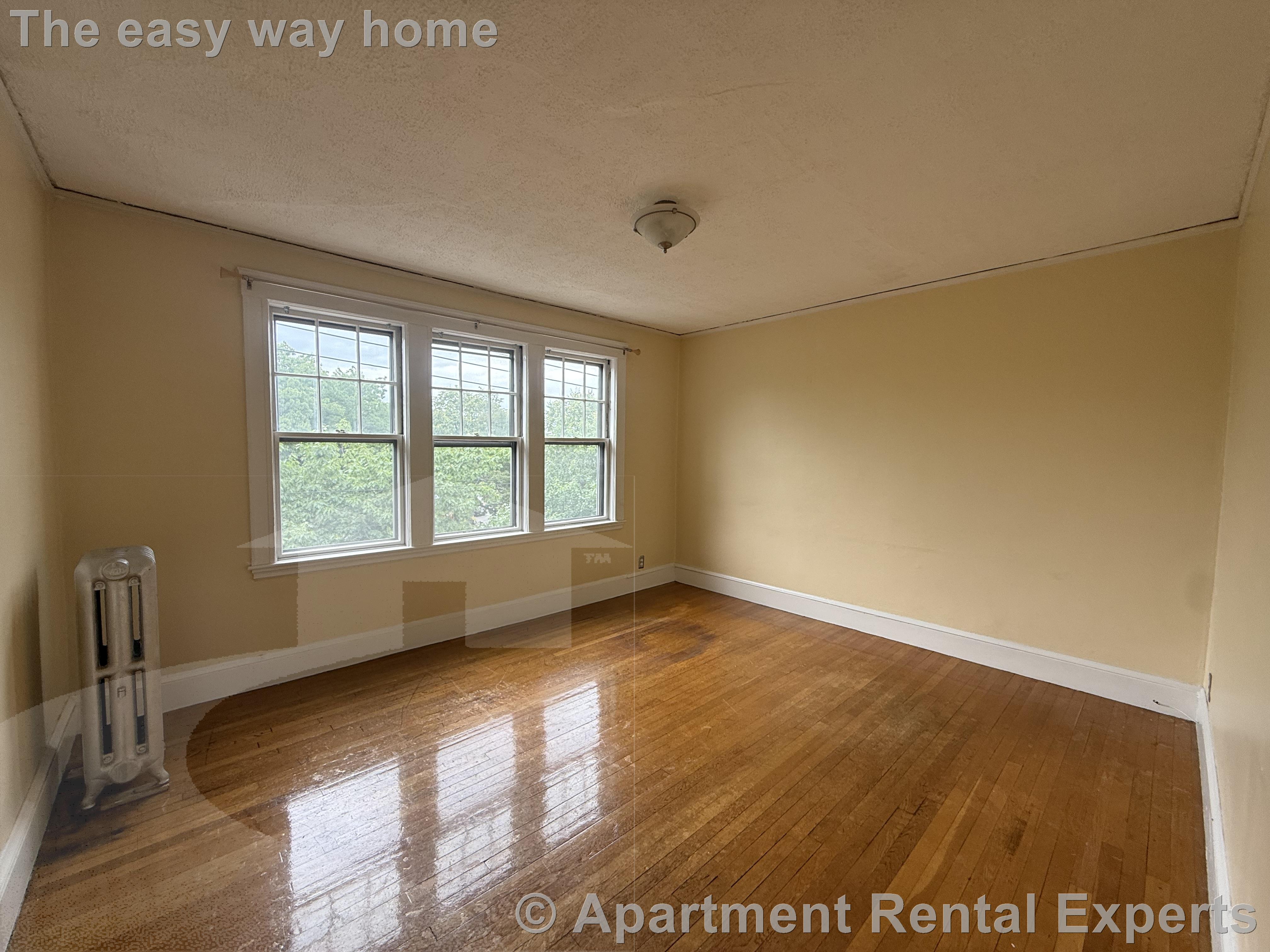 168 Norfolk St, Central Square