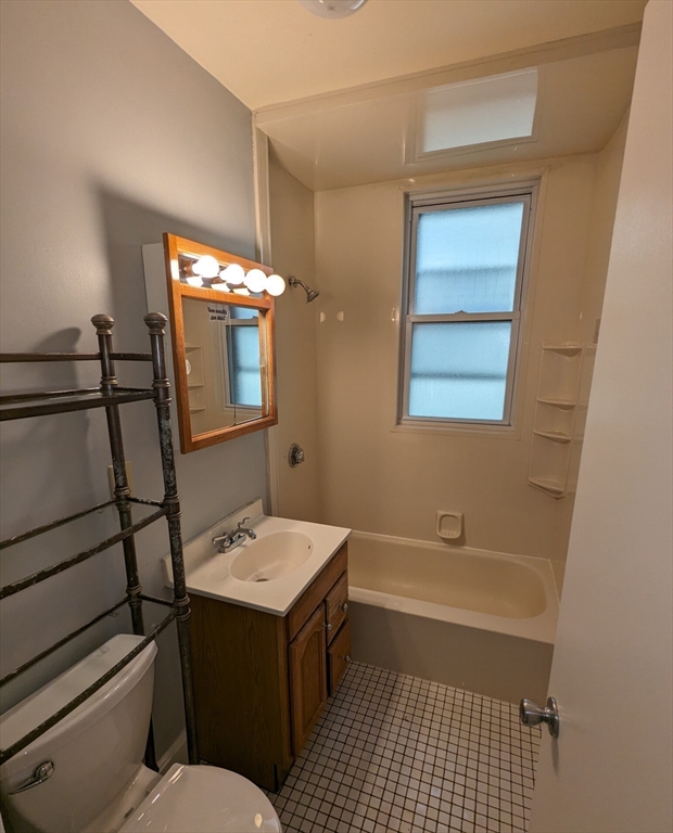 1415 Commonwealth Ave, Brighton