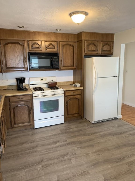 7 Heritage Way, Burlington