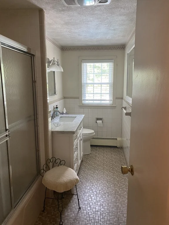 97 Walnut St, Natick