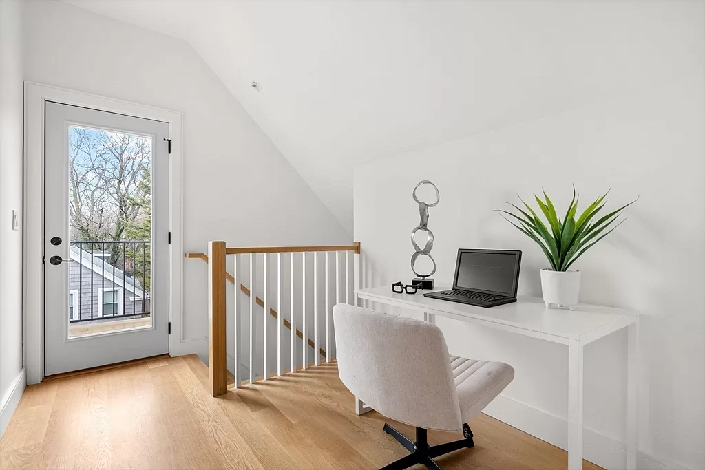 93 Cowper St, East Boston