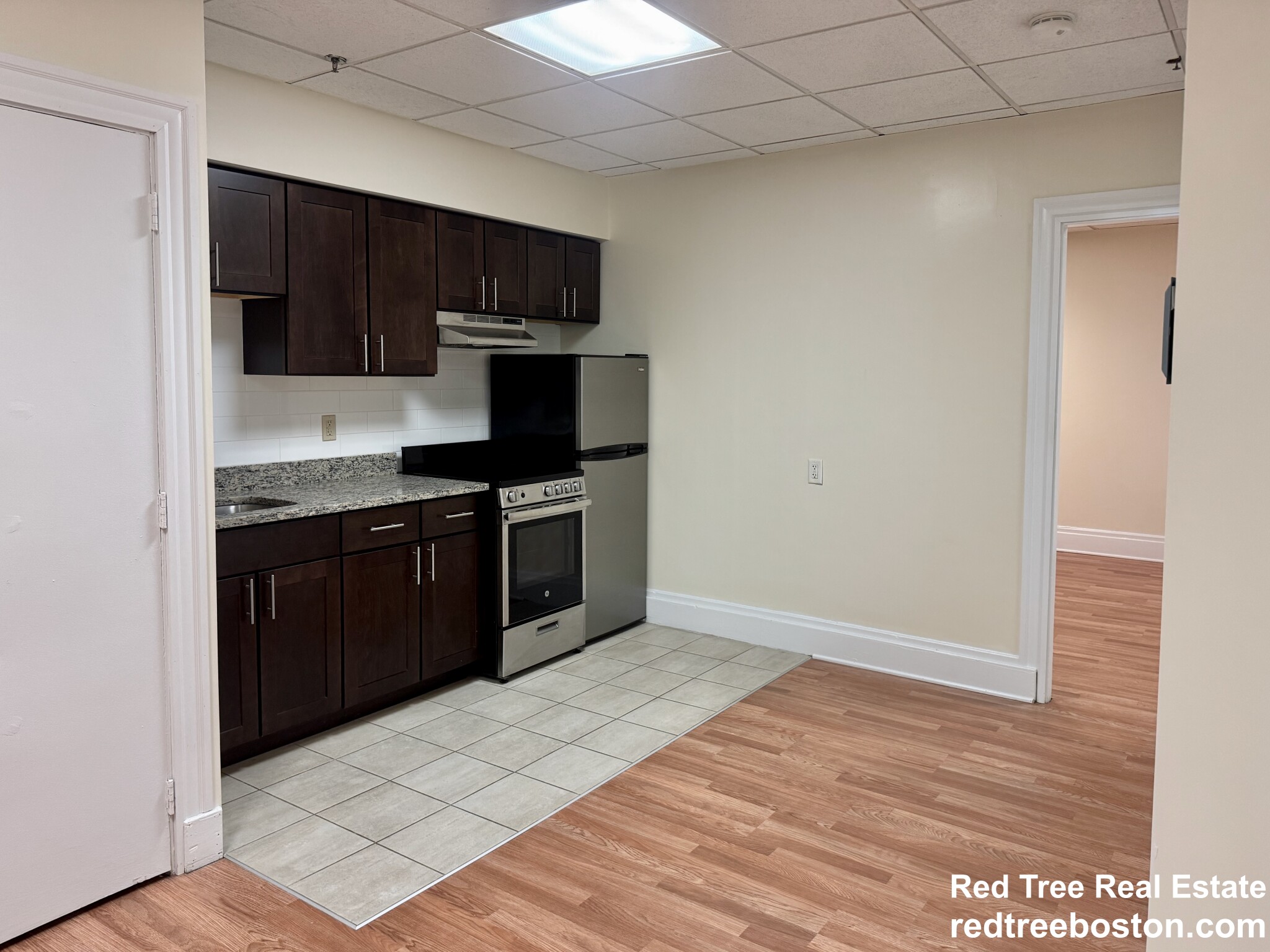 62 Boylston St, Midtown