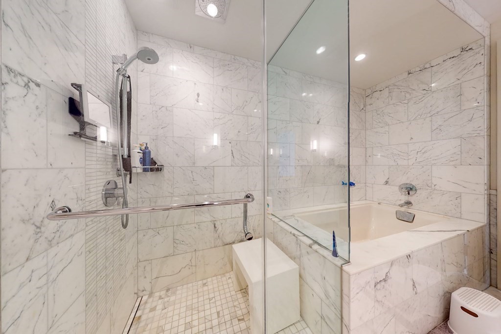 1 Franklin St, Downtown