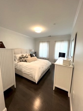 728 East Broadway, South Boston