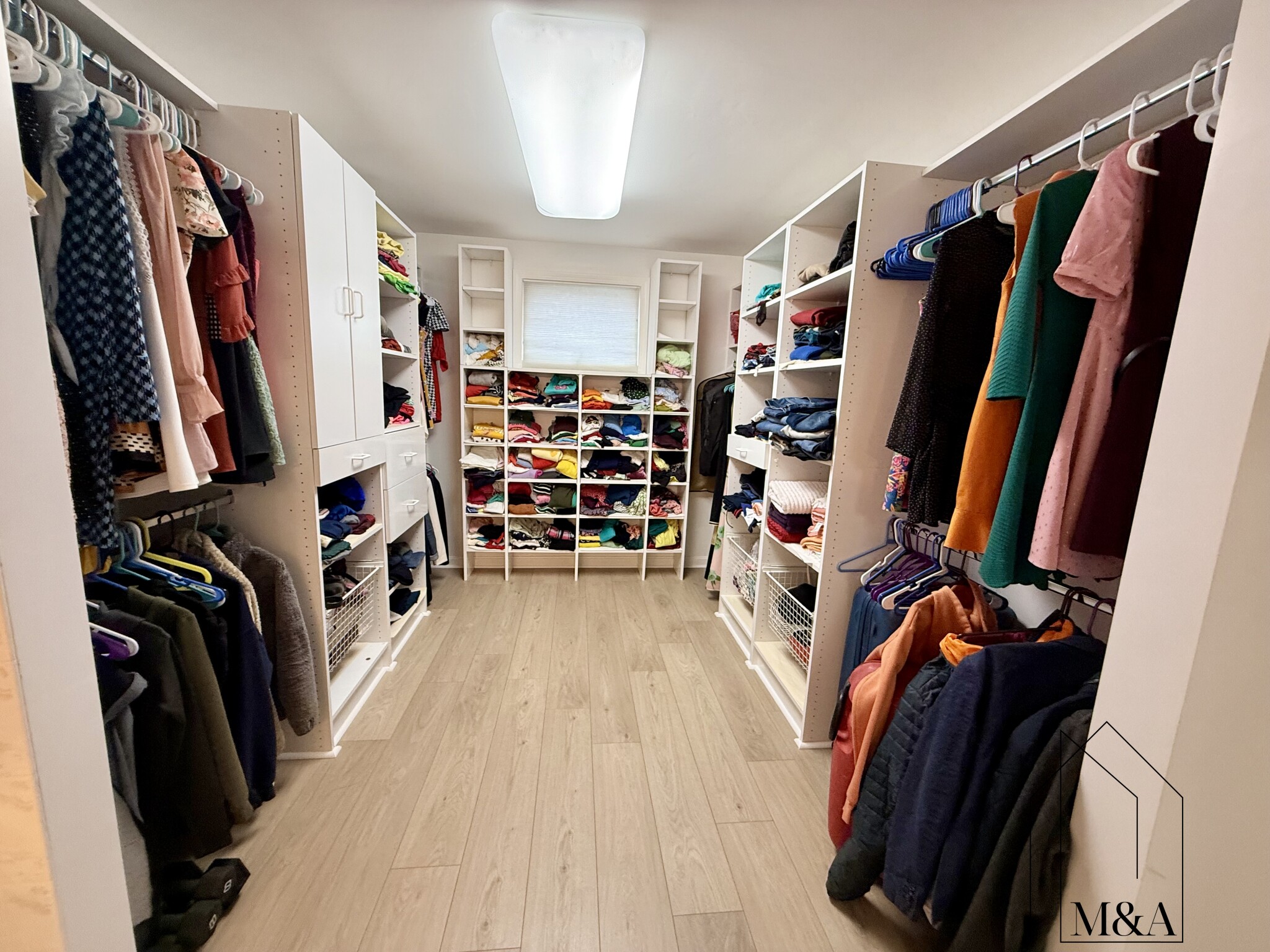 16 Avery Path, Oak Hill