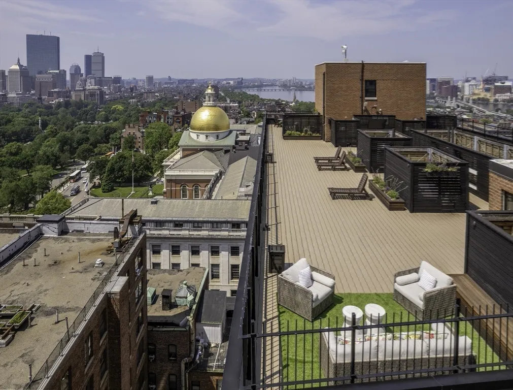 130 Bowdoin St, Beacon Hill