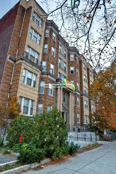 1197 Boylston St, Fenway