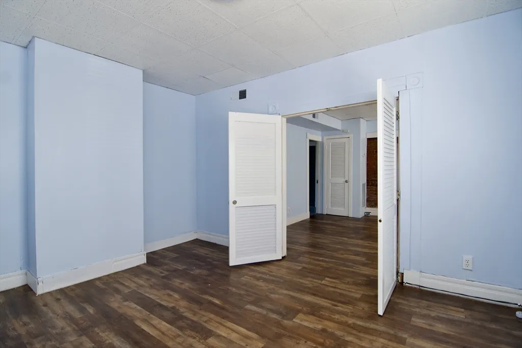 425 Taylor St, Springfield