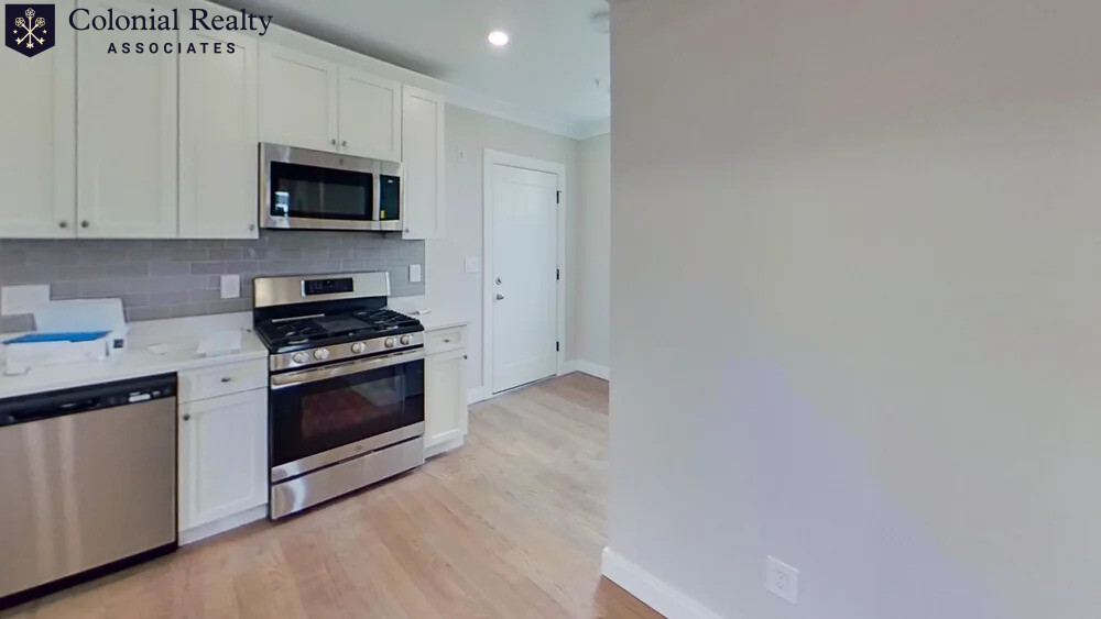 137 George St, Roxbury