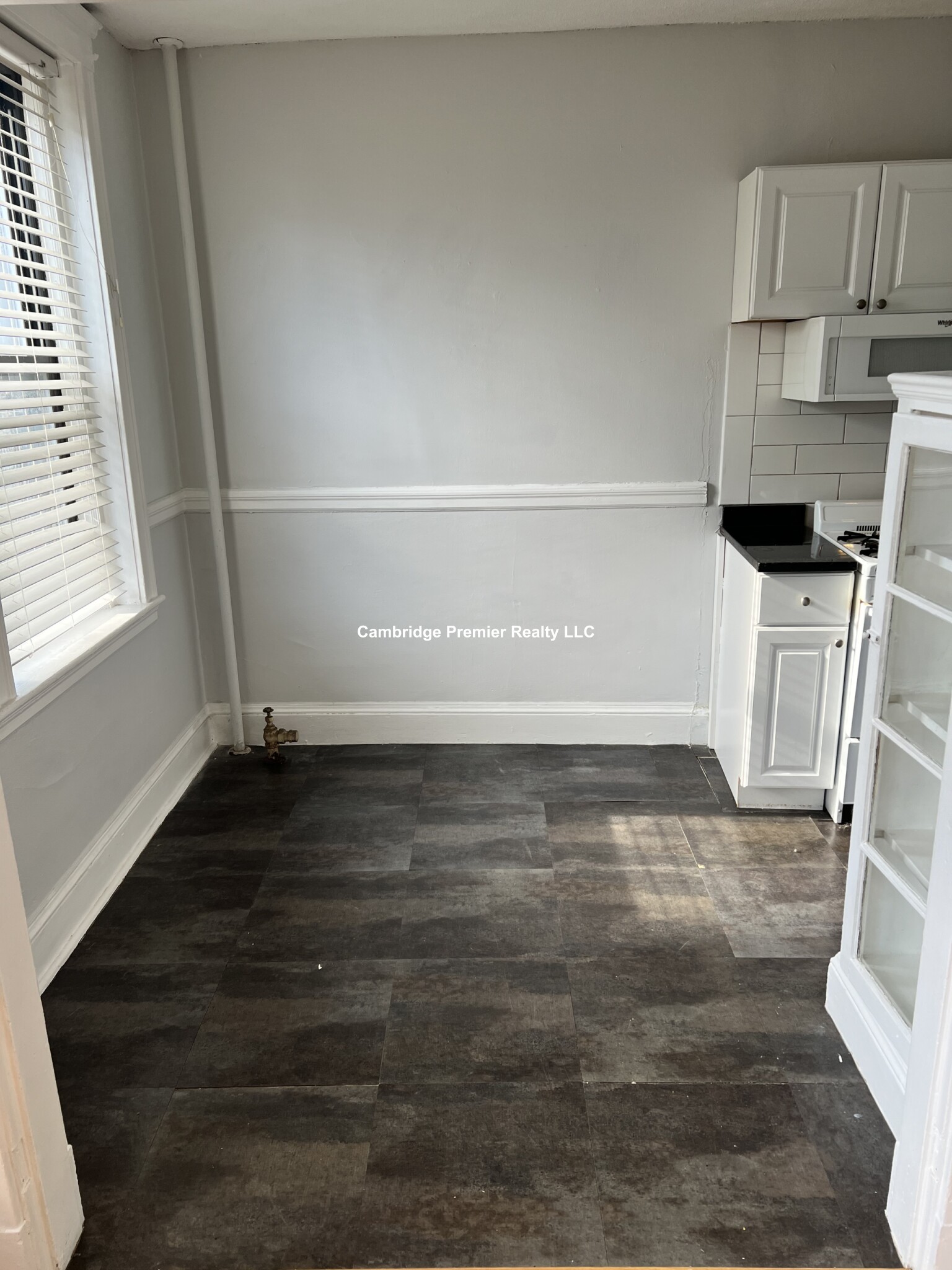 335 Harvard St, Mid-Cambridge