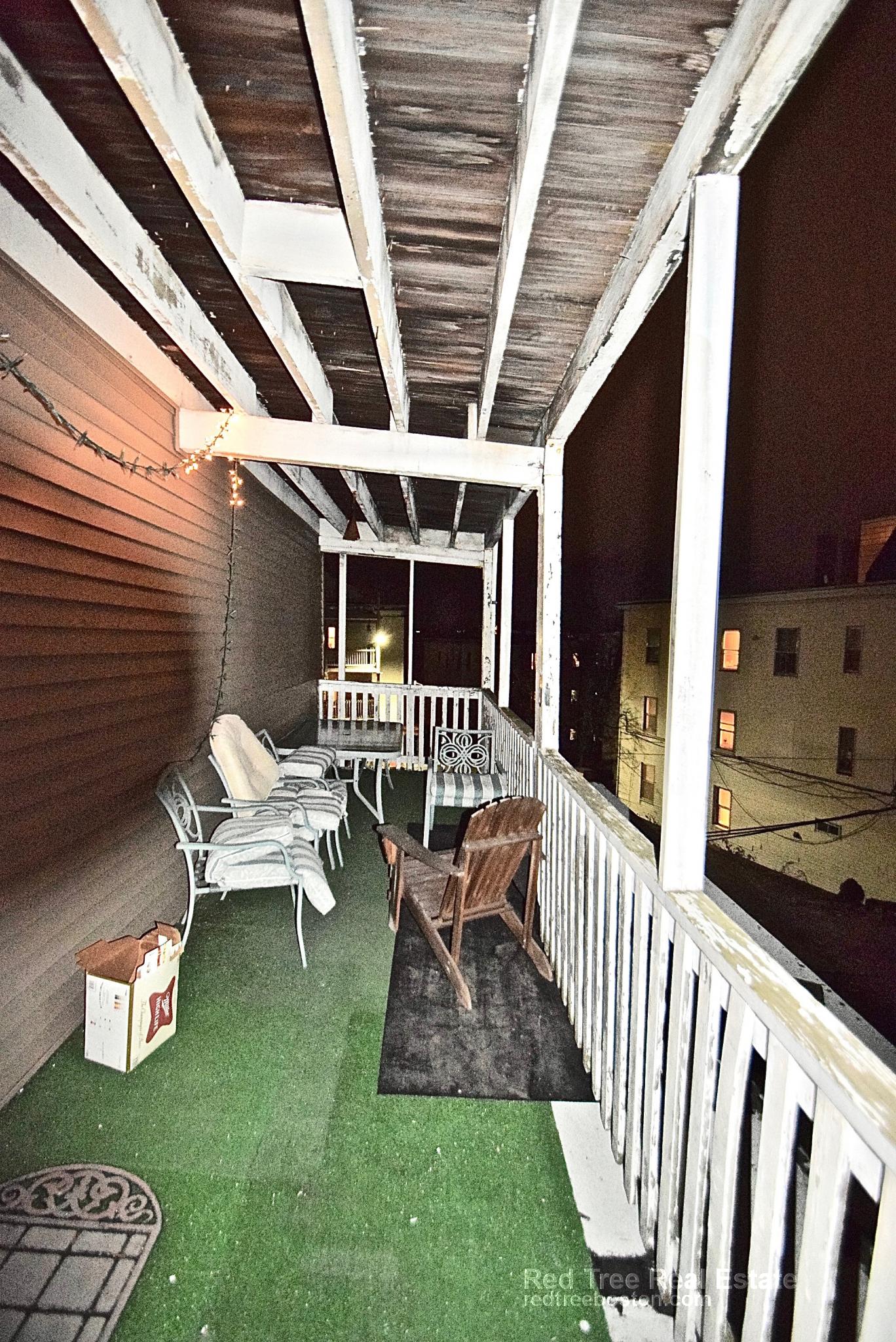 205 Hillside St, Mission Hill