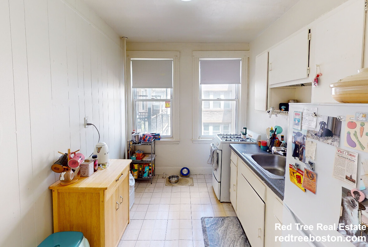 1630 Commonwealth Ave, Brighton