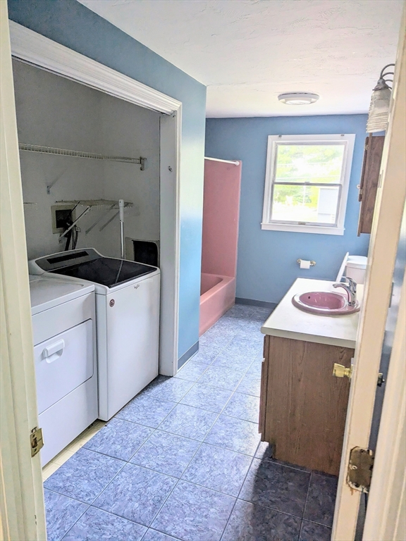 25 Brodeur Ave, Webster