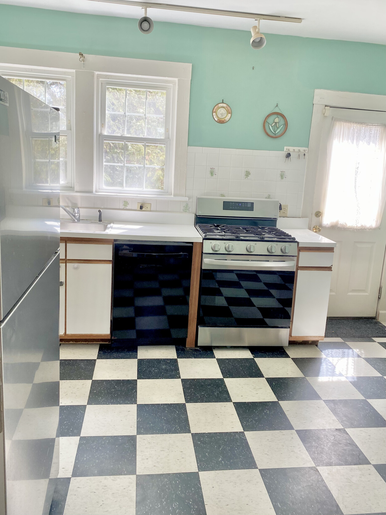 94 Florian St, Jamaica Plain