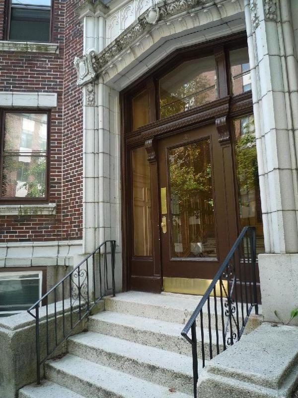 33 Stearns Rd, Coolidge Corner