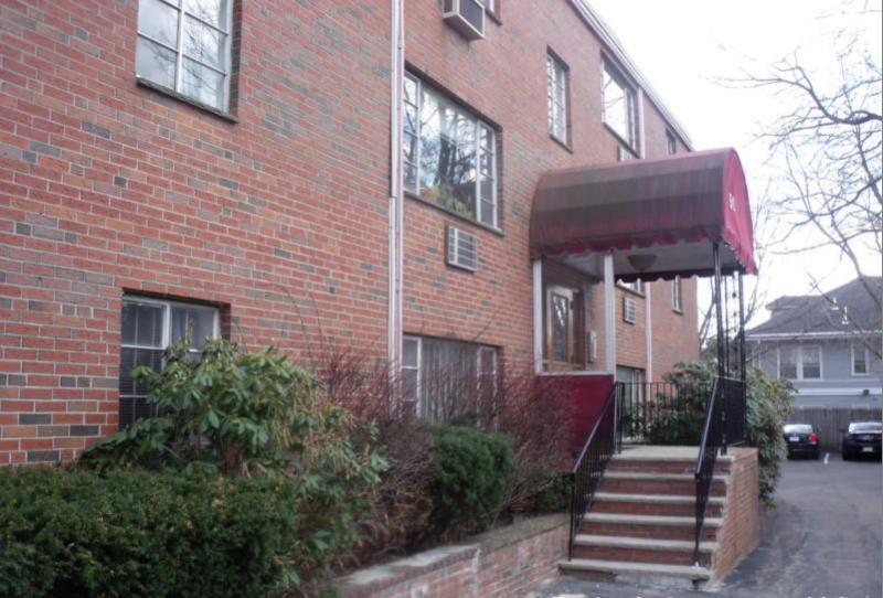 50 Evergreen St, Jamaica Plain