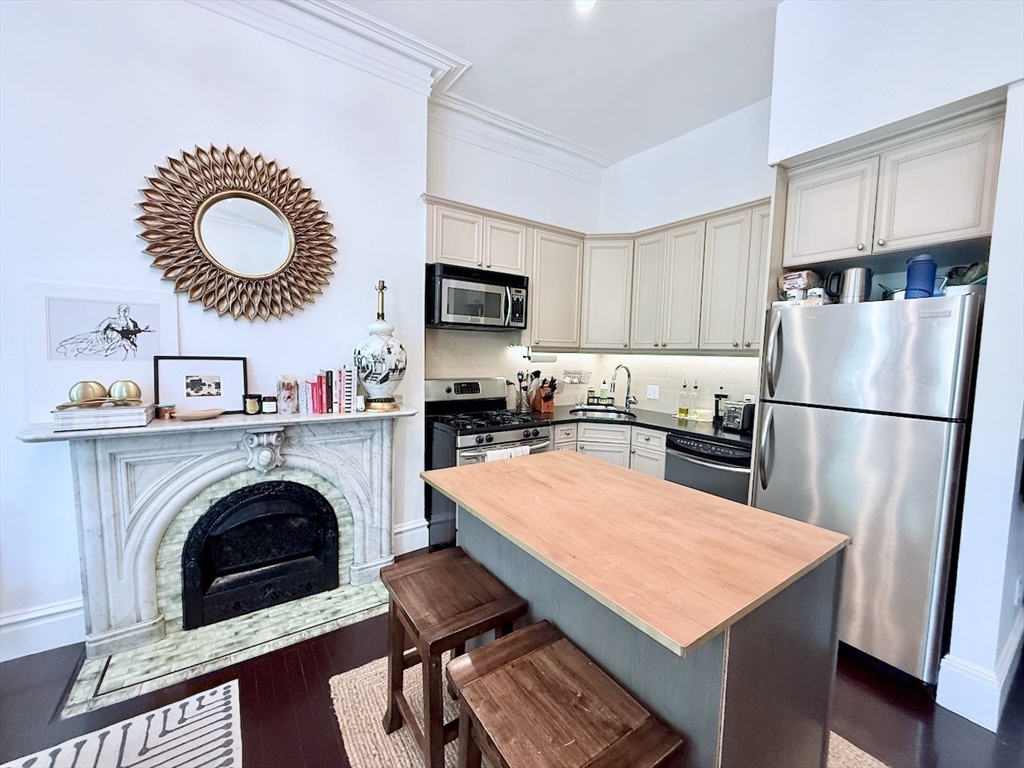 70 W Rutland Sq, South End