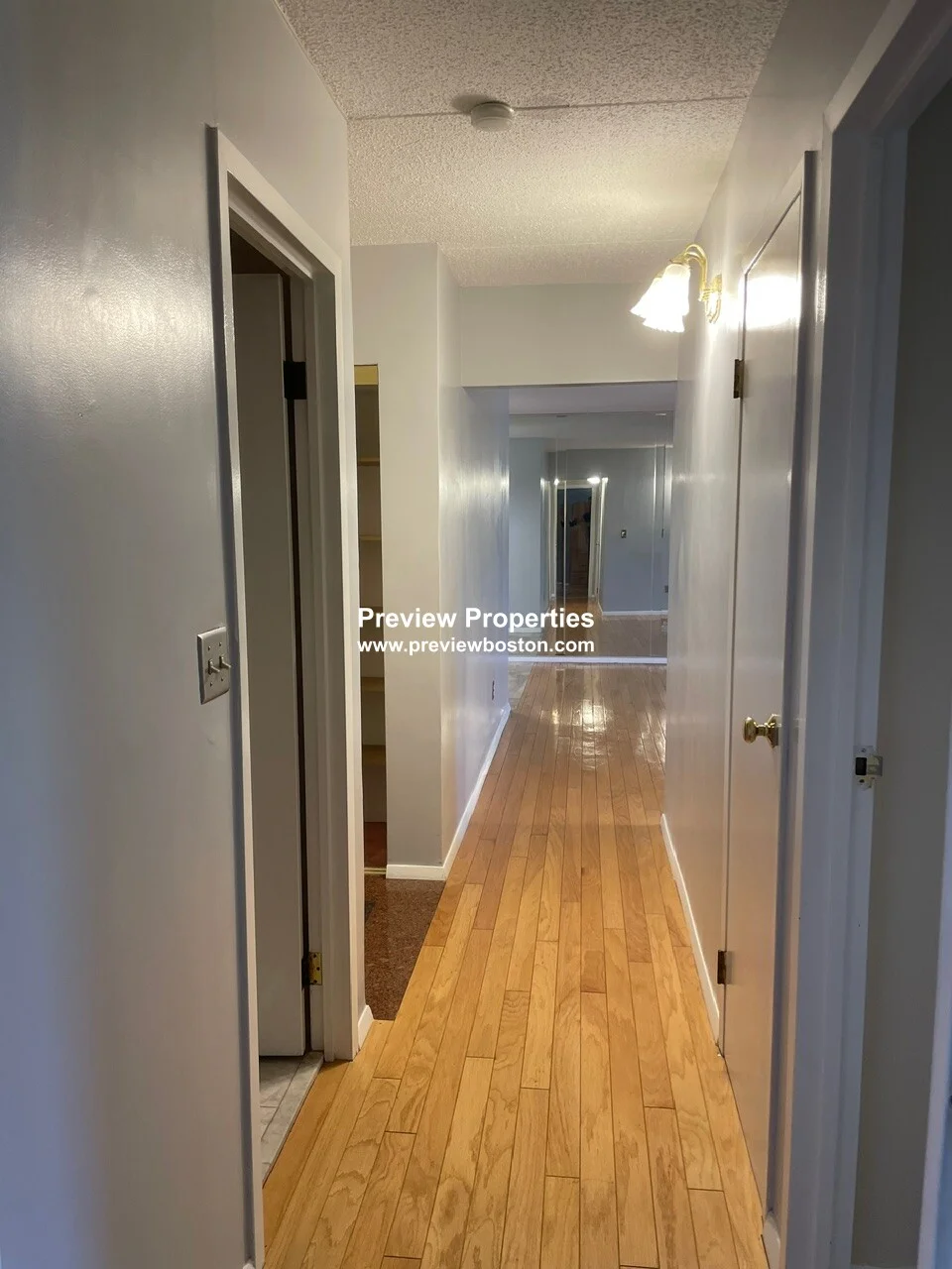 50 Broadlawn Park, Chestnut Hill