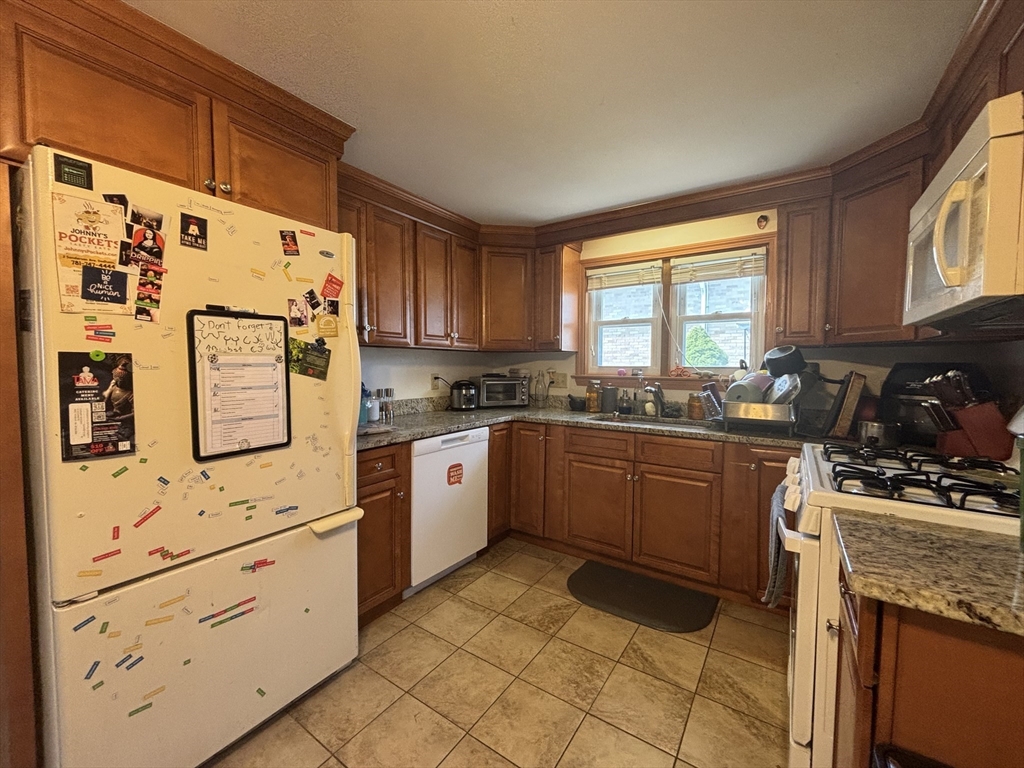 31 Stearns Rd, West Roxbury