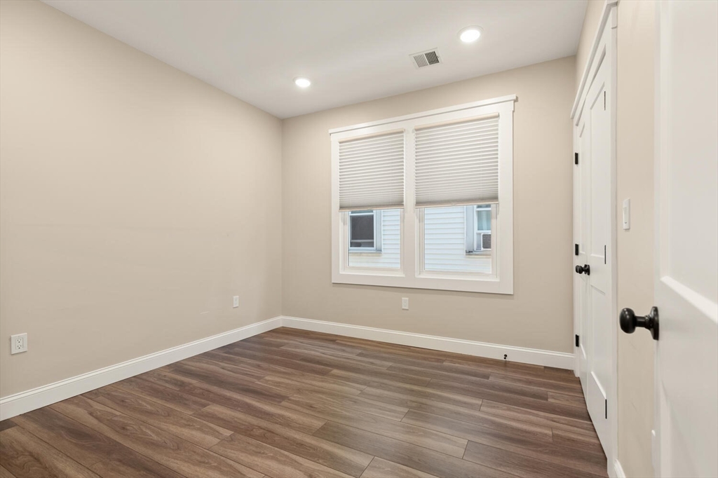 701 E 2nd St, South Boston