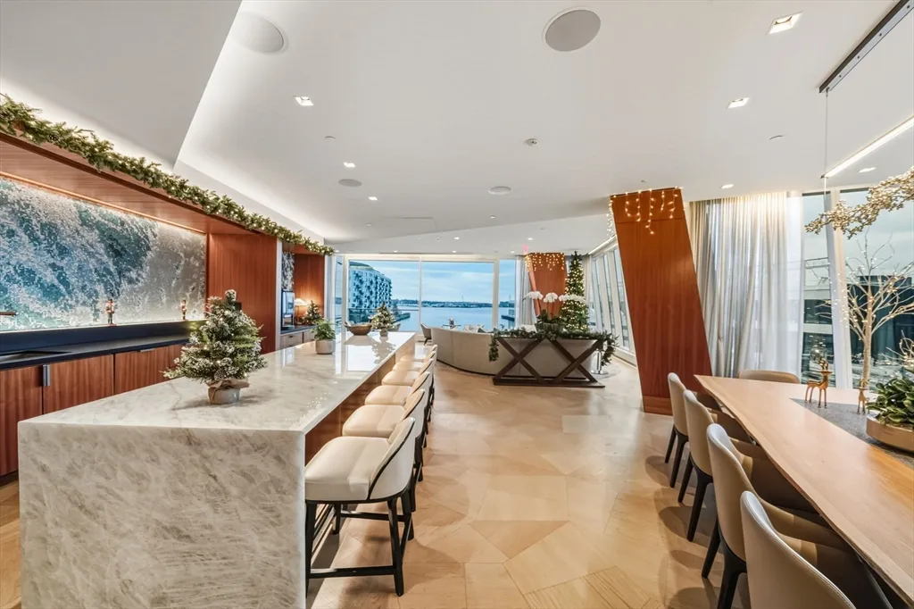 150 Seaport Blvd, Seaport District