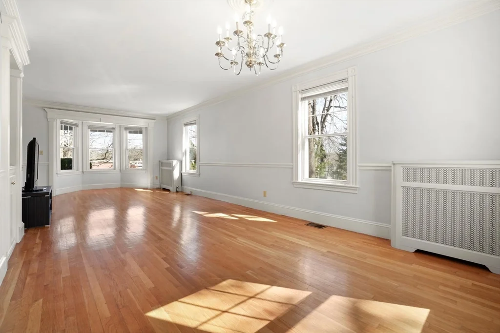 20 Donizetti St, Wellesley