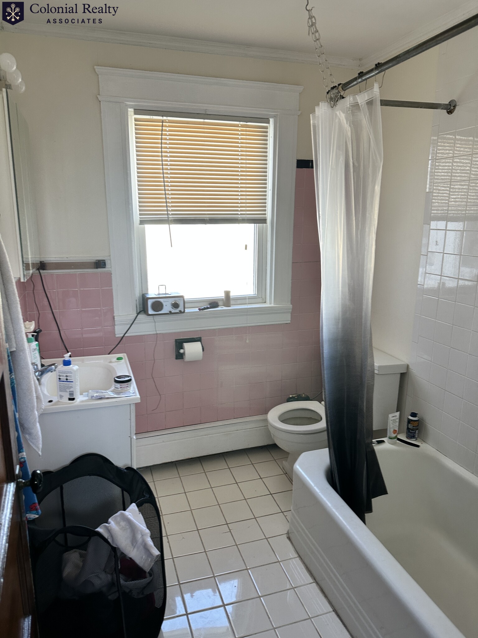 84 Walker Rd, Newtonville