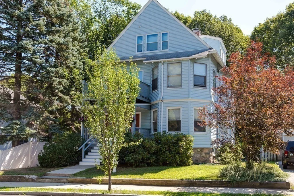 51 Rangeley Rd, Arlington