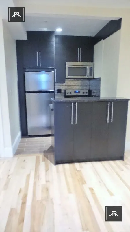 1203 Beacon St, Brookline