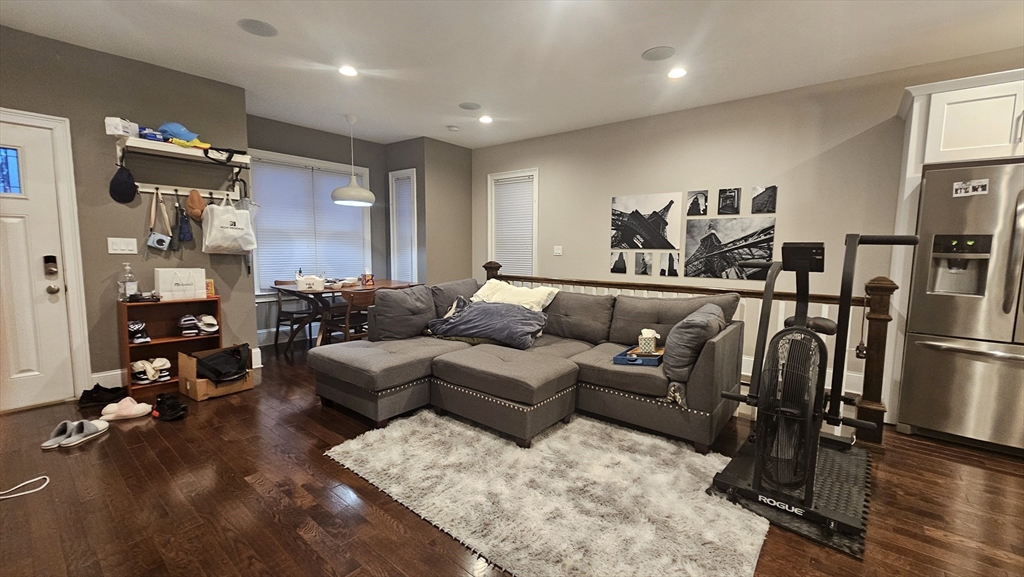 26 Dana St, Winter Hill