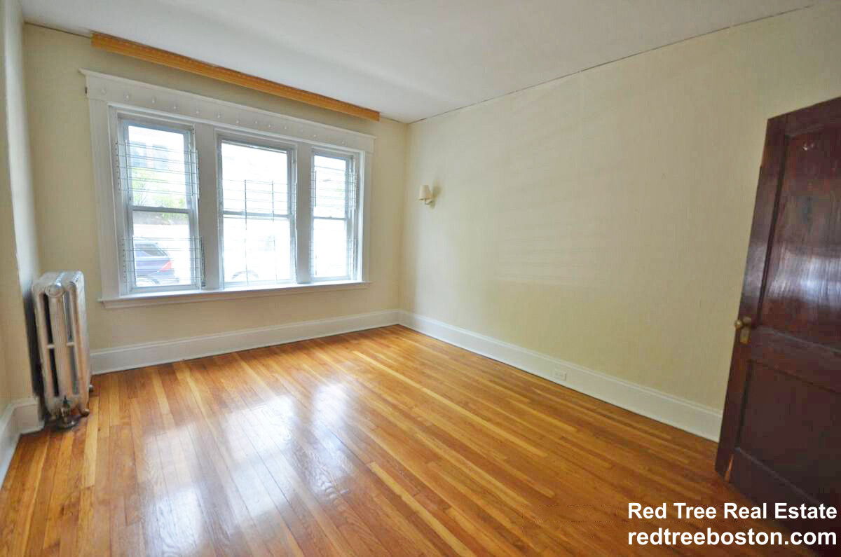 134 Englewood Ave, Brighton