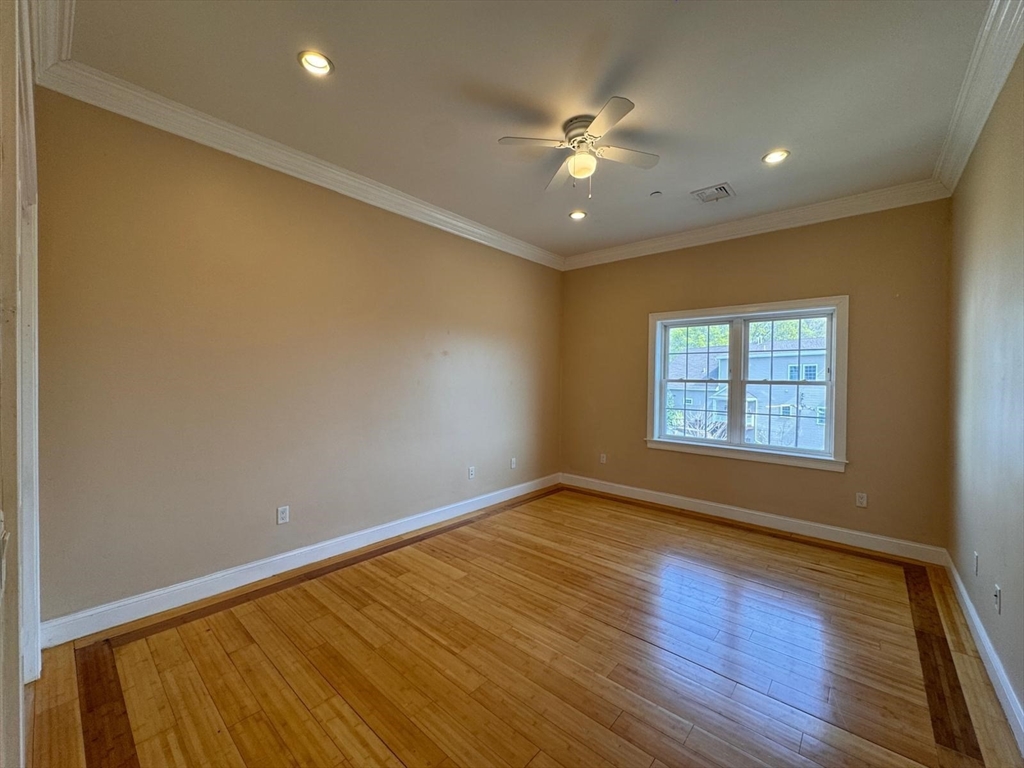 473 Revere Beach Pkwy, Revere